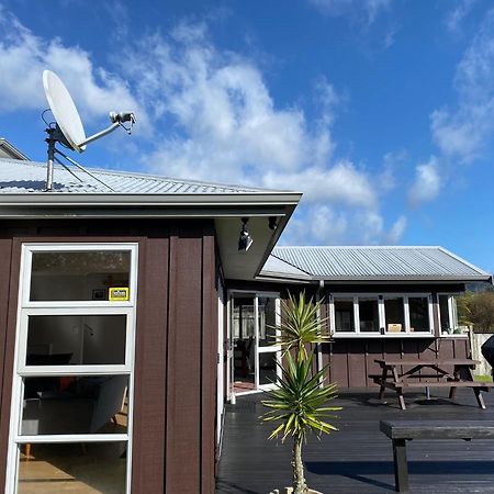 Zodiac Bay Lake Retreat Rotorua Exterior photo