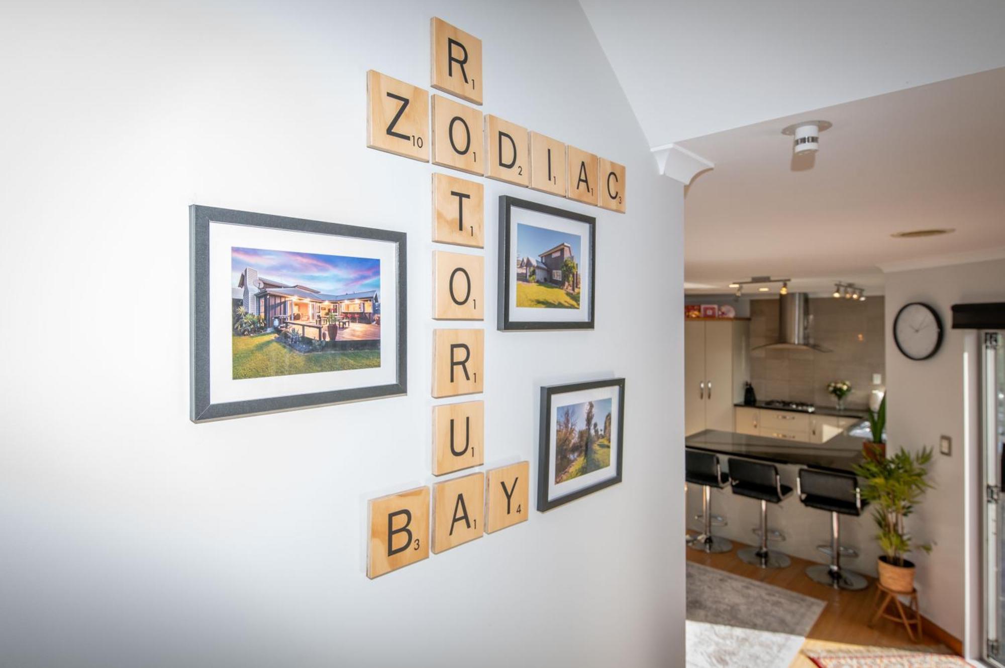 Zodiac Bay Lake Retreat Rotorua Exterior photo